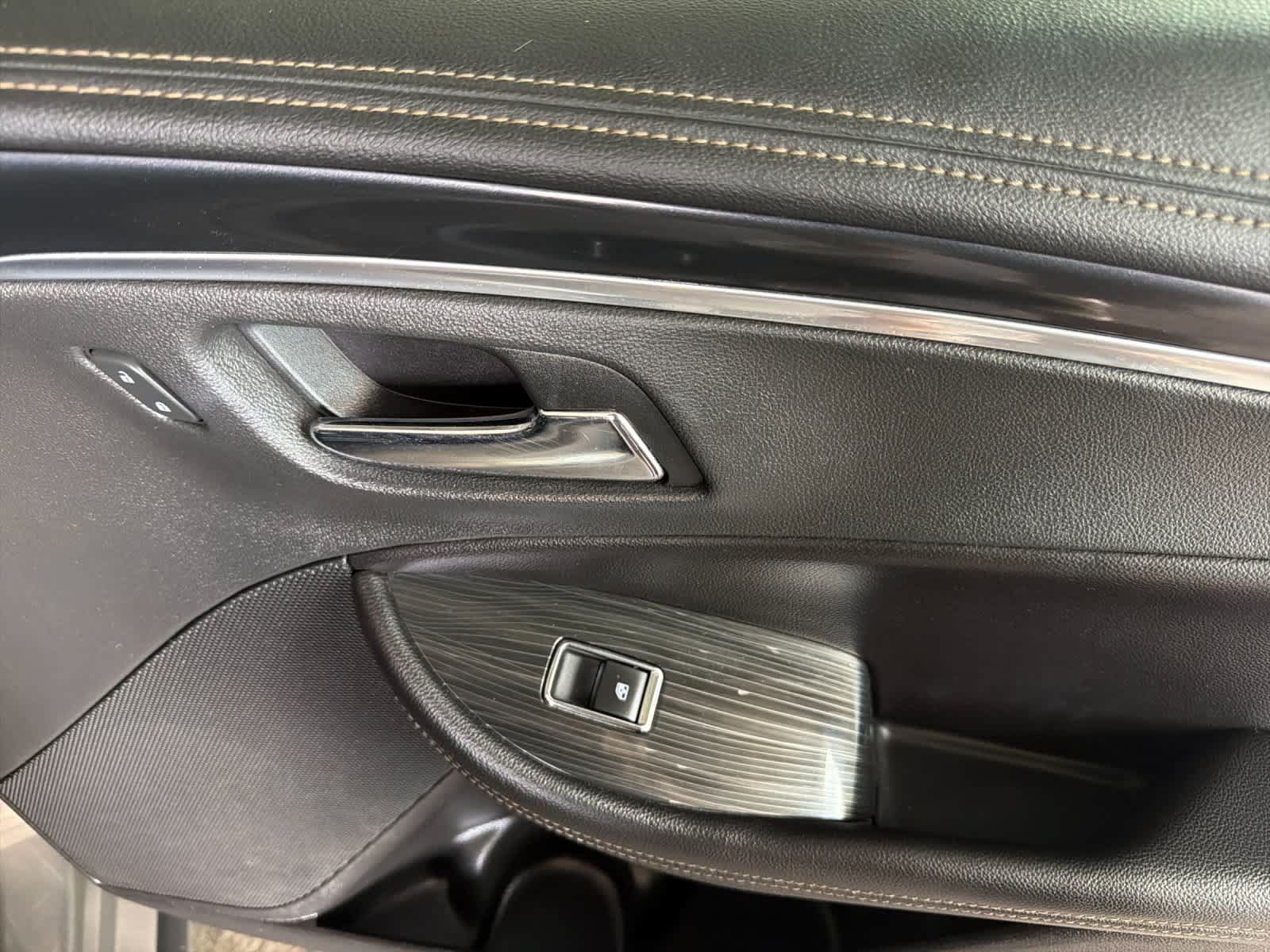 Used 2019 Chevrolet Impala LT FWD image 17