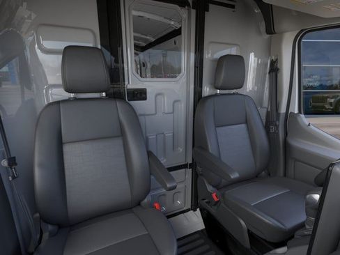 New 2026 Ford Transit 250 148 Medium Roof RWD image 10