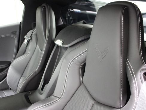 Used 2024 Chevrolet Corvette Stingray Coupe w/ Z51 Performance Package RWD image 4