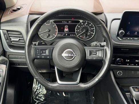 Used 2023 Nissan Rogue S AWD/4WD image 17