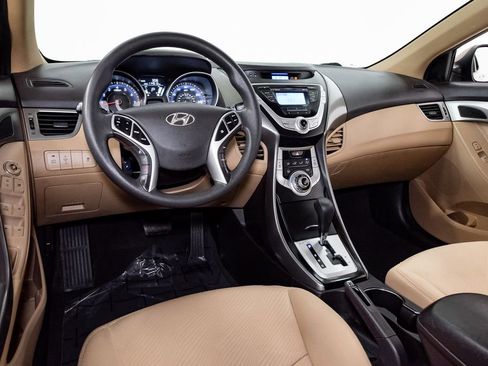 Used 2012 Hyundai Elantra GLS w/ Preferred Pkg 3 image 6