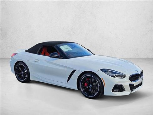 New 2026 BMW Z4 M40i w/ Shadowloine Package image 7