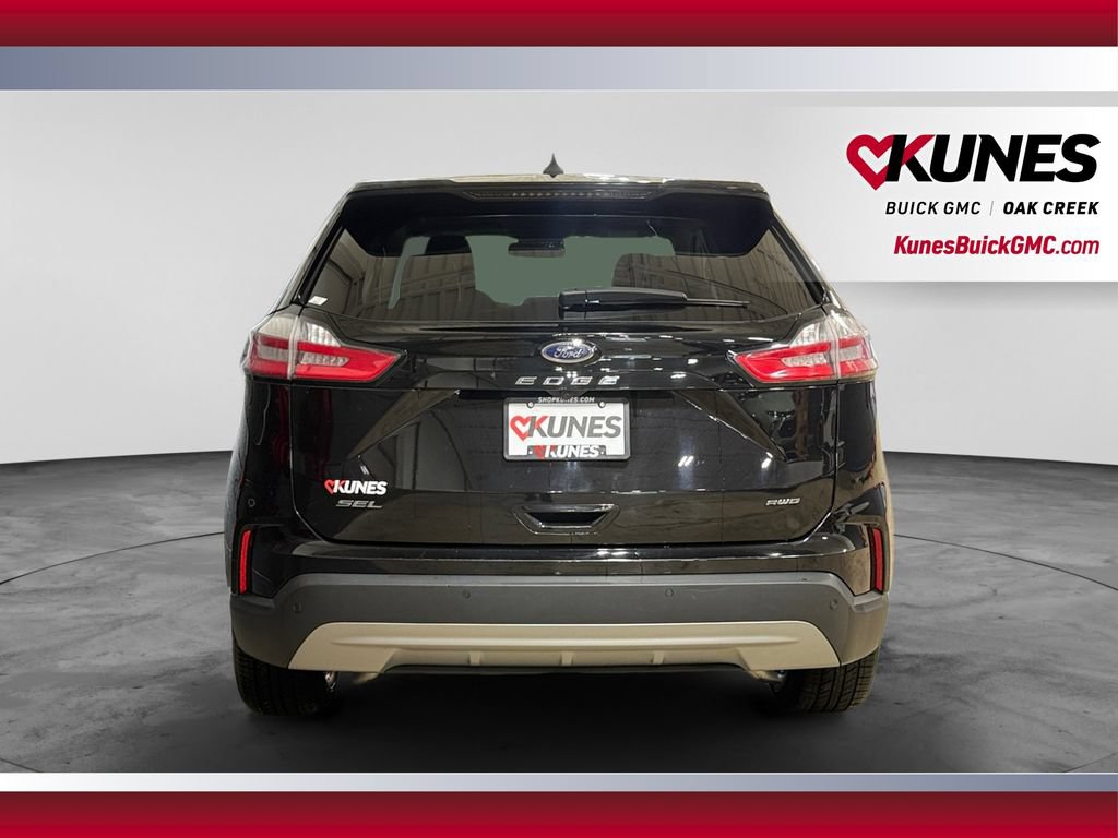 Used 2024 Ford Edge SEL AWD/4WD image 9
