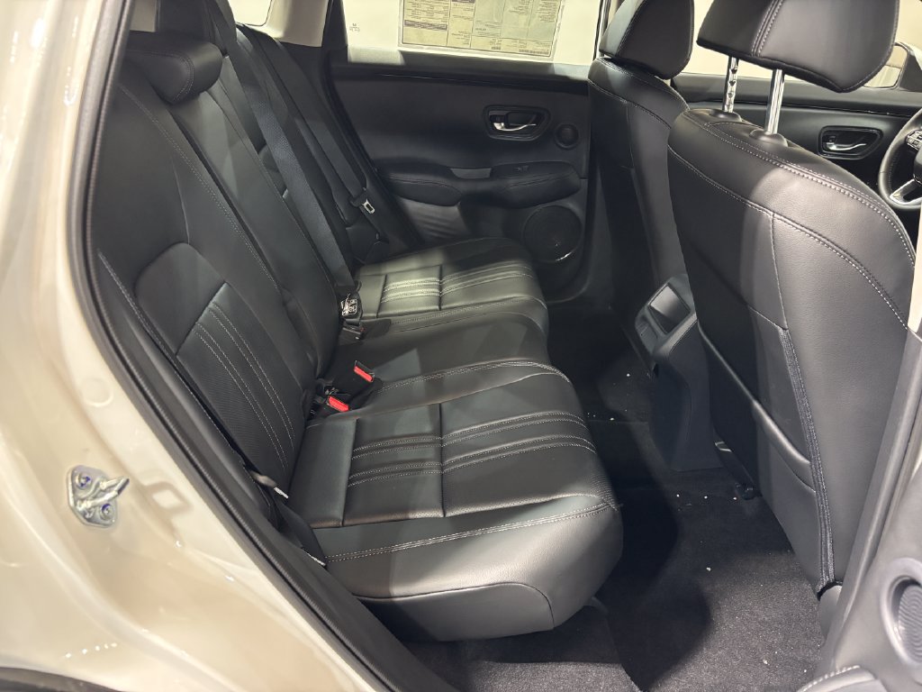 New 2027 Honda HR-V EX-L image 13