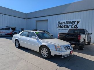 Used 2008 Cadillac DTS w/ Sun And Sound Package FWD video 1