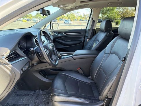 Used 2021 Buick Enclave Avenir w/ Avenir Technology Package image 22