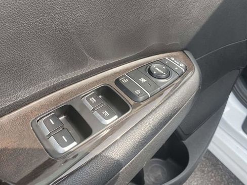 Used 2018 Kia Optima EX w/ Premium Package image 21