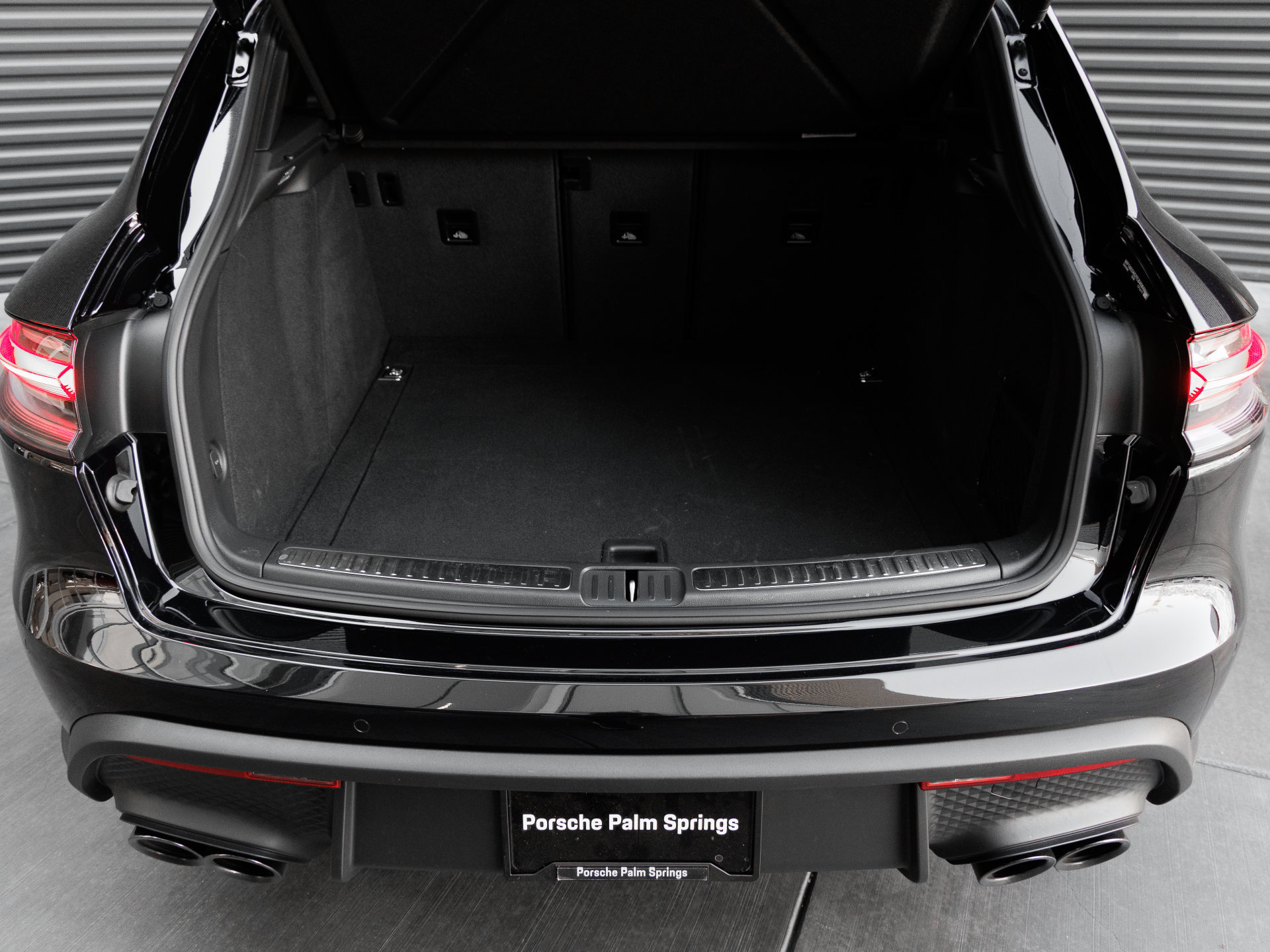 Certified 2026 Porsche Macan S AWD/4WD image 26