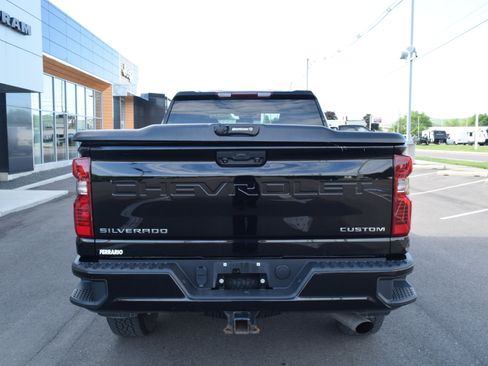 Used 2024 Chevrolet Silverado 2500 Custom w/ Custom Convenience Package AWD/4WD image 7
