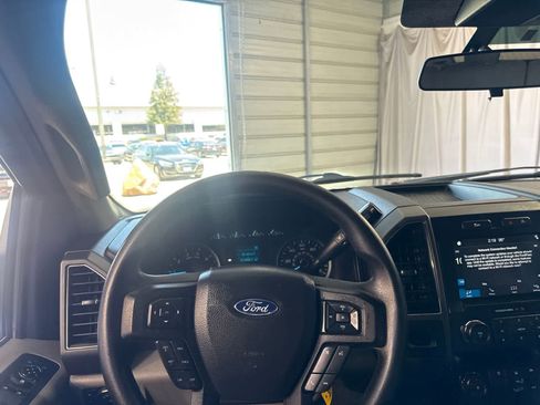 Used 2019 Ford F150 XLT RWD image 24