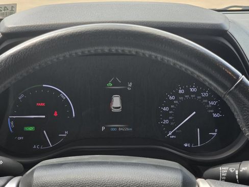 Used 2021 Toyota Sienna XLE FWD image 16