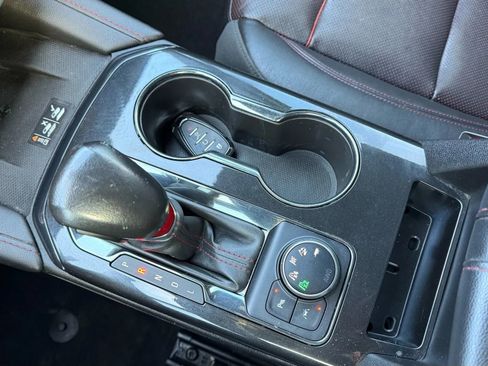 Used 2020 Chevrolet Blazer RS image 22