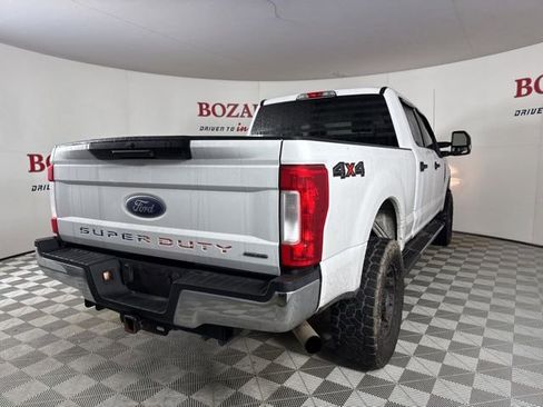 Used 2018 Ford F250 XLT image 8