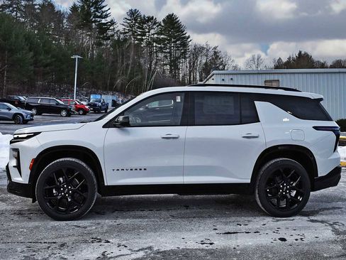 New 2026 Chevrolet Traverse RS image 4