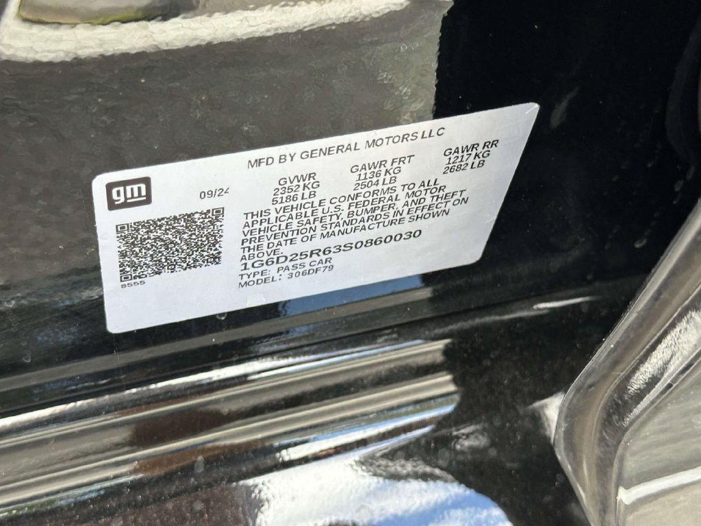 Used 2025 Cadillac CT5 V Blackwing w/ Parking Package RWD image 30