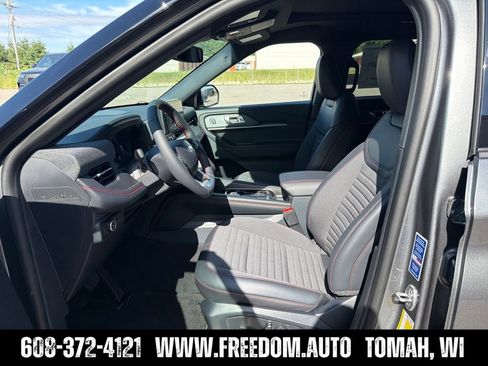 New 2026 Ford Explorer ST-Line w/ ST-Line Street Pack AWD/4WD image 9