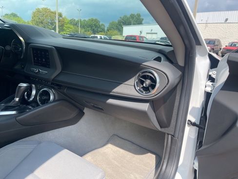 Used 2023 Chevrolet Camaro LT image 18