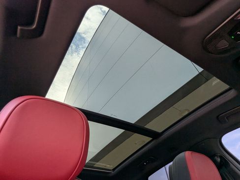 New 2025 Porsche Cayenne E-Hybrid image 27