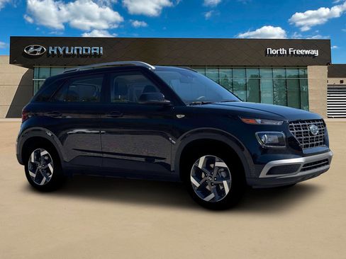 New 2026 Hyundai Venue SEL image 10