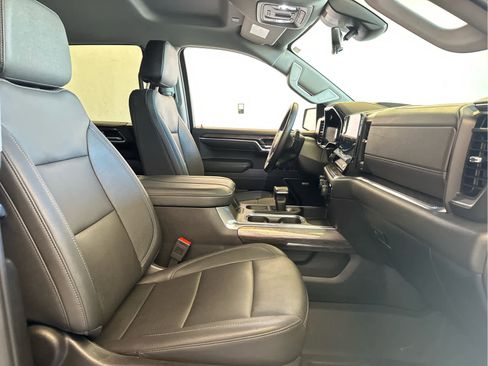 Certified 2024 Chevrolet Silverado 1500 LTZ w/ Technology Package image 22