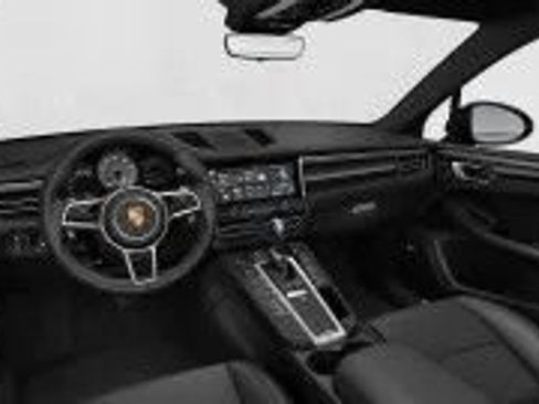Certified 2021 Porsche Macan S AWD/4WD image 4