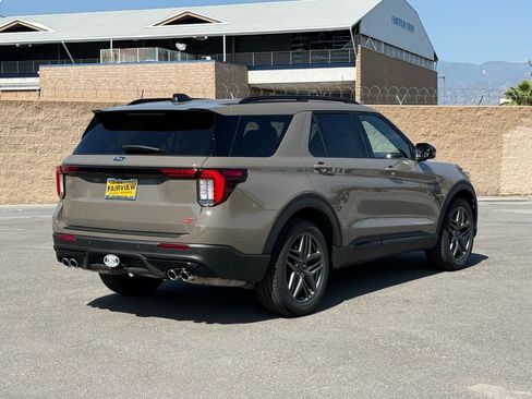 New 2026 Ford Explorer ST w/ Sun And Sound Package AWD/4WD image 3