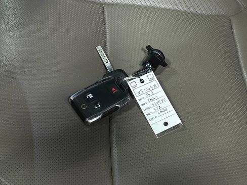 Used 2018 Chevrolet Silverado 1500 LTZ Z71 w/ LTZ Plus Package image 38