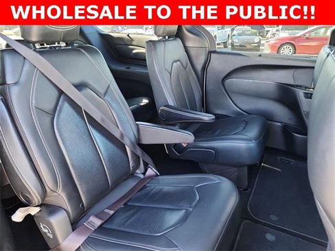 Used 2021 Chrysler Pacifica Touring-L w/ S Appearance Package image 20