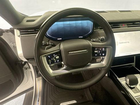 New 2026 Land Rover Range Rover Long Wheelbase SE image 10