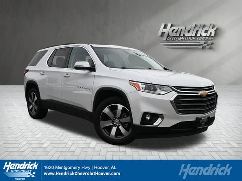 Used 2019 Chevrolet Traverse LT w/ LT Premium Package image 1