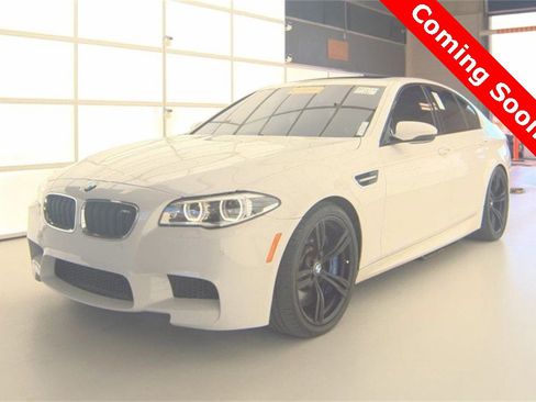 Used 2016 BMW M5 w/ Executive Package image 16