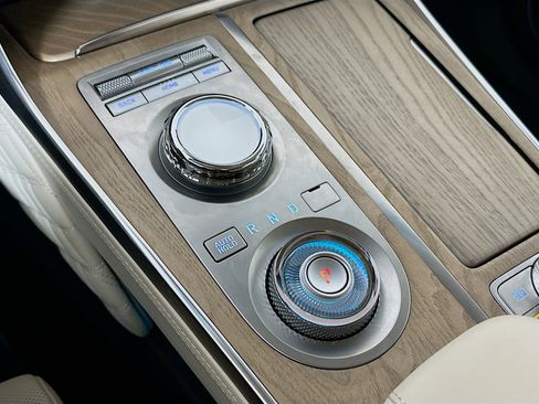 Used 2024 Genesis GV80 3.5T w/ Prestige Package image 17