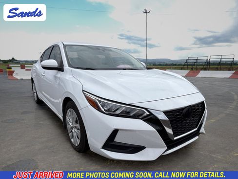 Used 2022 Nissan Sentra S FWD image 1