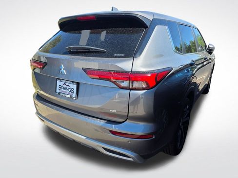 Used 2023 Mitsubishi Outlander SE AWD/4WD image 6