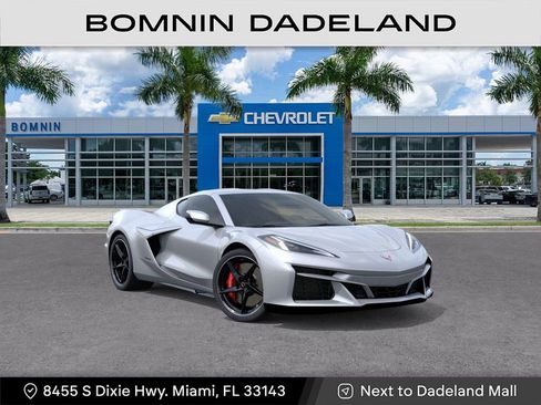 New 2026 Chevrolet Corvette E-Ray image 2