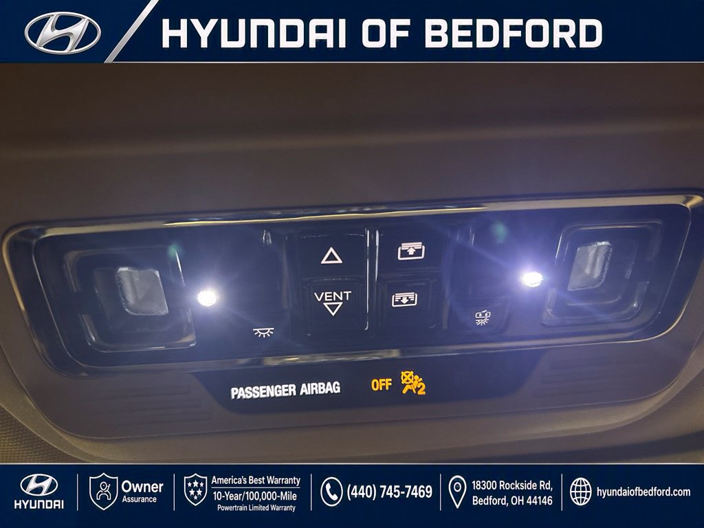 Used 2023 Lincoln Corsair AWD w/ Equipment Group 101A image 28
