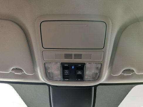 Used 2025 Honda Odyssey EX-L image 24