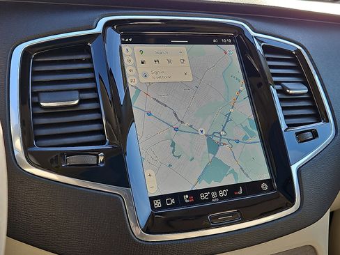 Certified 2023 Volvo XC90 B6 Plus w/ Protection Package Premier image 17