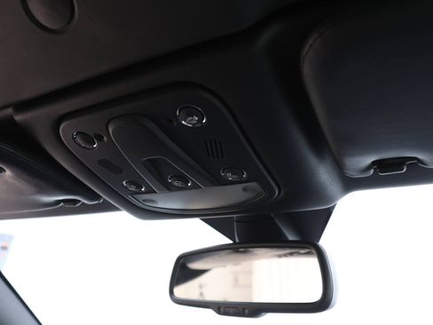 Used 2018 Maserati GranTurismo Sport image 23