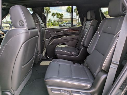 Used 2021 Cadillac Escalade Premium Luxury w/ Driver Assist Tech Package AWD/4WD image 12