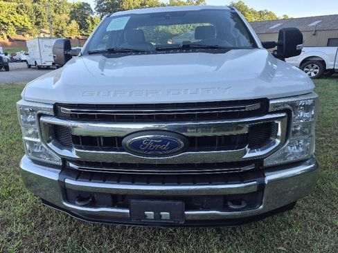 Used 2020 Ford F250 XL w/ STX Appearance Package RWD image 4