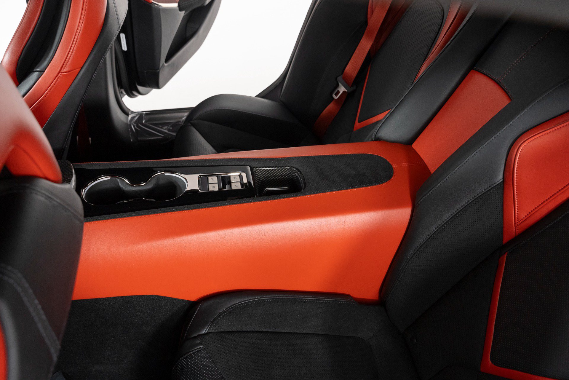 Used 2025 Karma Revero Luxury RWD image 34