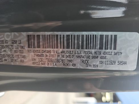 Used 2020 Jeep Gladiator Rubicon AWD/4WD image 33