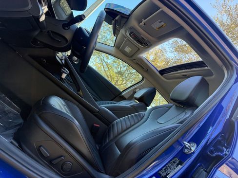 Used 2025 Hyundai Elantra Limited image 21