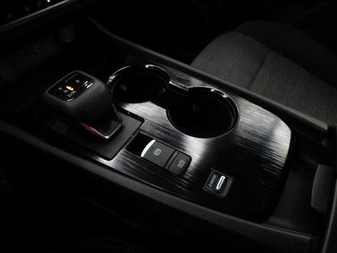 Used 2023 Nissan Rogue SV image 49