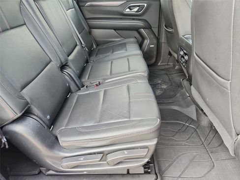 Used 2021 Chevrolet Suburban RST w/ Rear Media and Nav Package RWD image 28