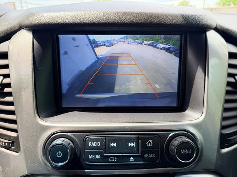Used 2017 Chevrolet Tahoe LT AWD/4WD image 23