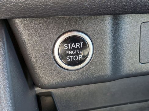 Used 2023 Nissan Rogue SV w/ SV Premium B Package image 26