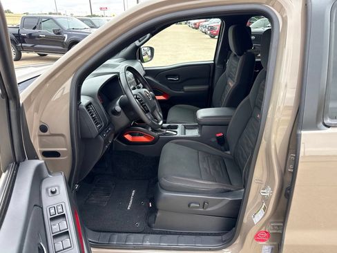 Used 2024 Nissan Frontier Pro-X w/ Technology Package RWD image 18