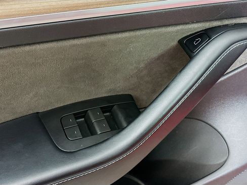 Used 2022 Tesla Model 3 image 15